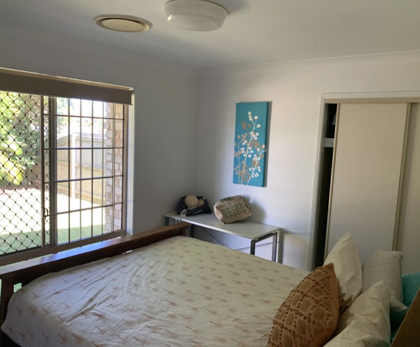Room in a share house