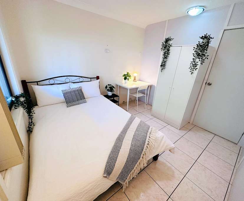 $240, Share-house, 6 bathrooms, Chester Hill NSW 2162