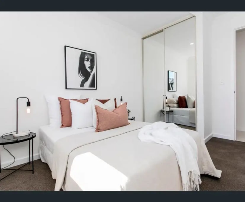 Unfurnished room with own bathroom