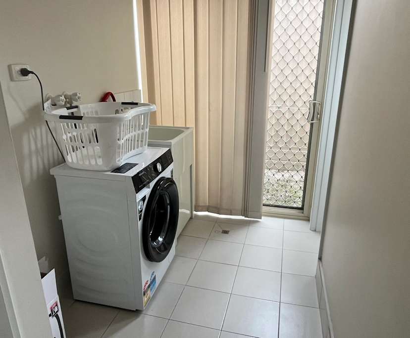 $250, Flatshare, 4 bathrooms, Bentley WA 6102