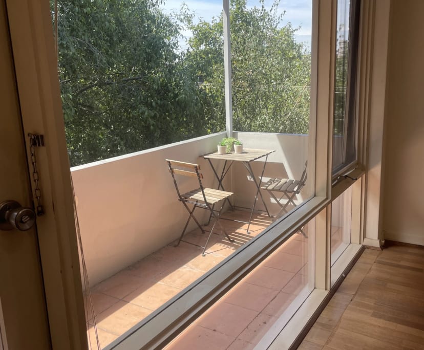 Room for Rent in Toorak, Melbourne 480, Furnished...