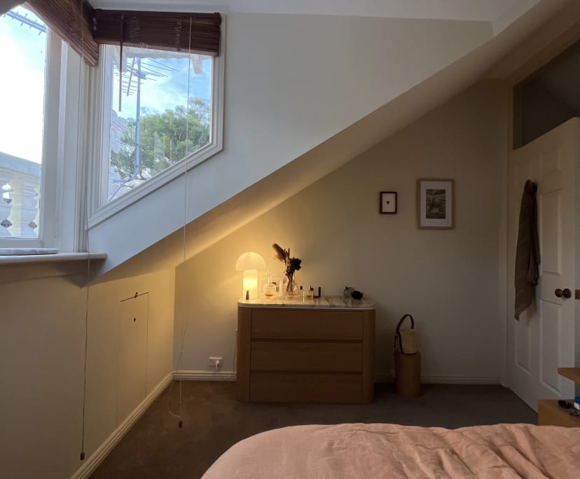 Room in a share house