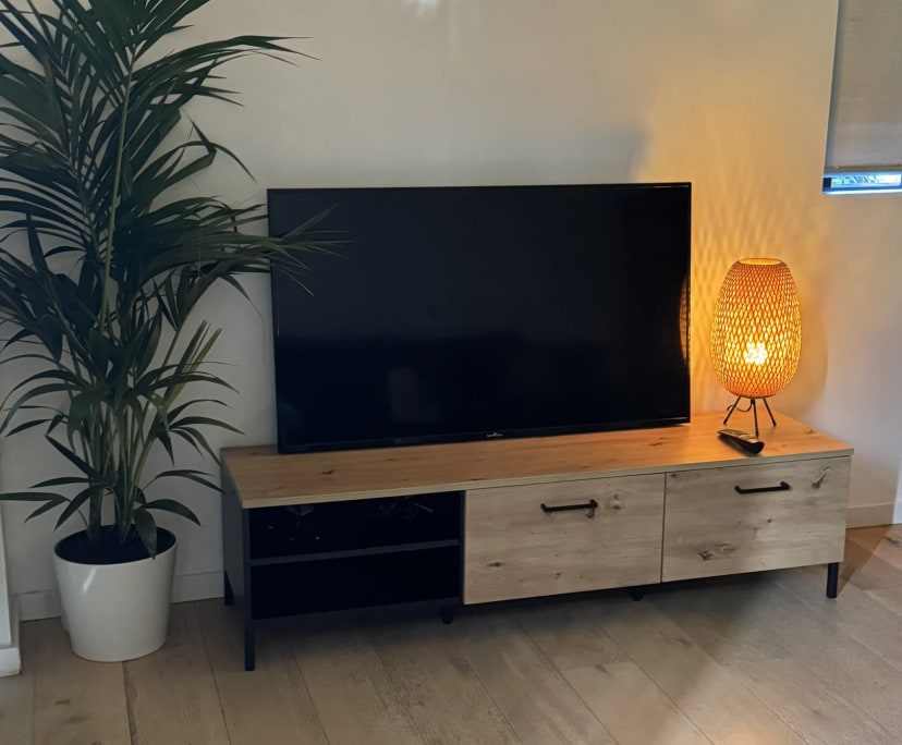 Furnished room with own bathroom