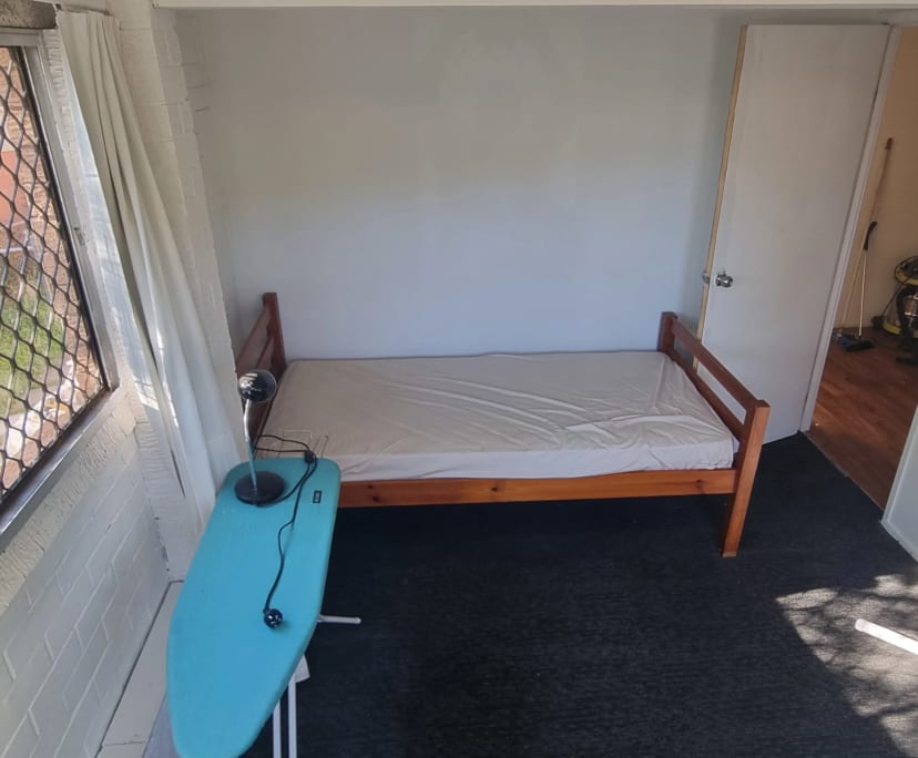 Granny Flat for Rent in Mount Gravatt East, Brisbane...