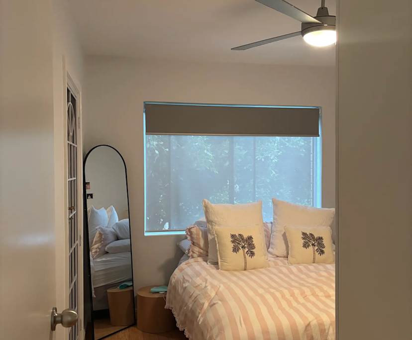 Unfurnished room in a flatshare