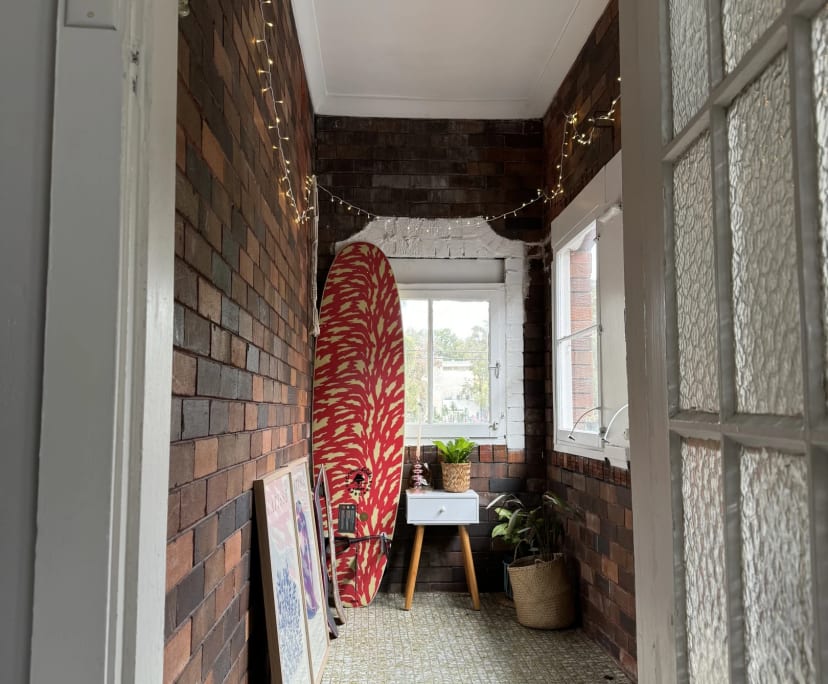 Furnished room in a flatshare