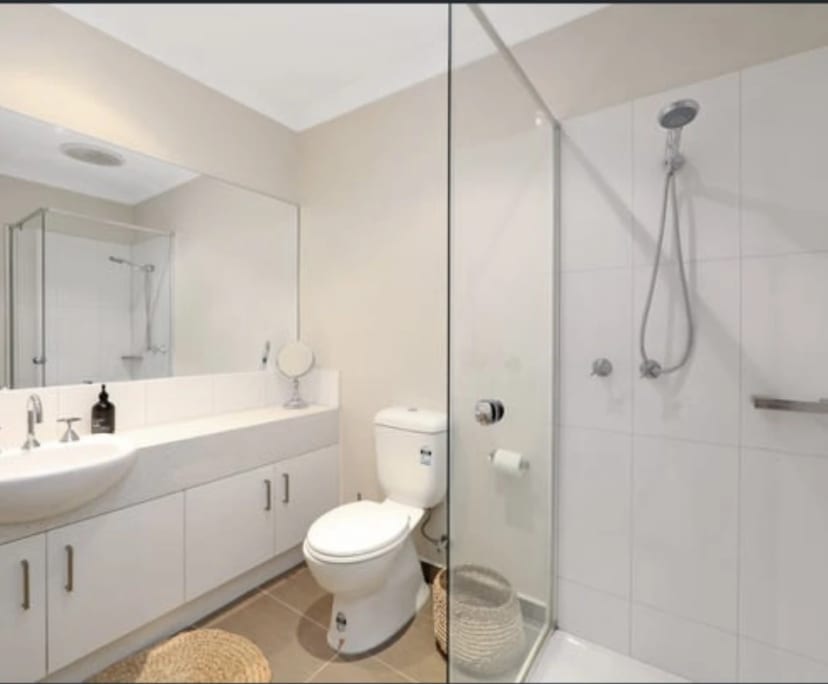 $280, Share-house, 3 bathrooms, Pakenham VIC 3810