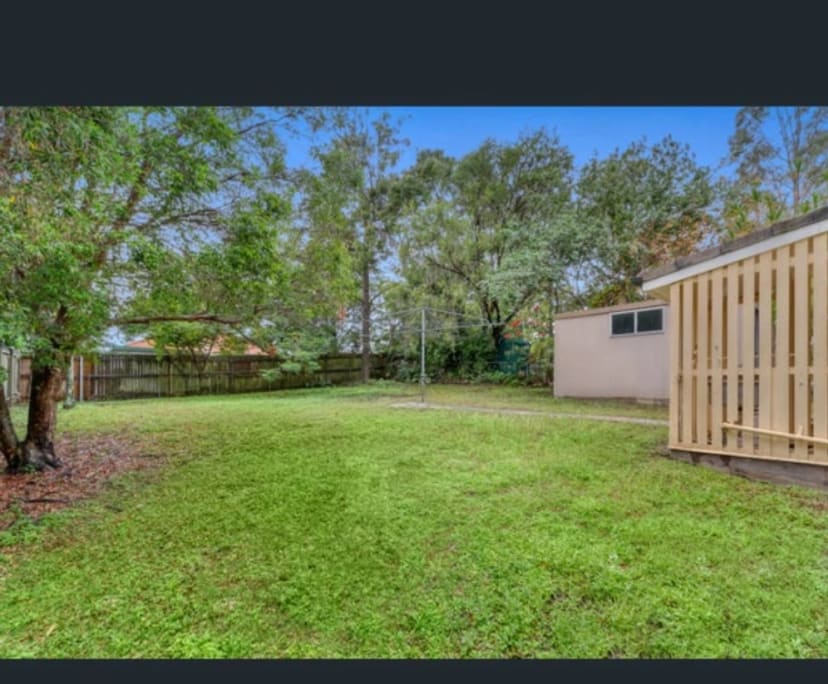 Room in a share house