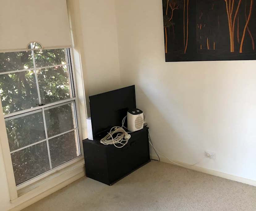 Unfurnished room in a share house