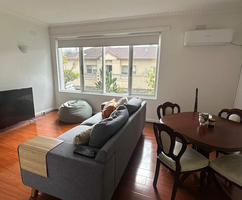 $330, Flatshare, 2 bathrooms, Elsternwick VIC 3185