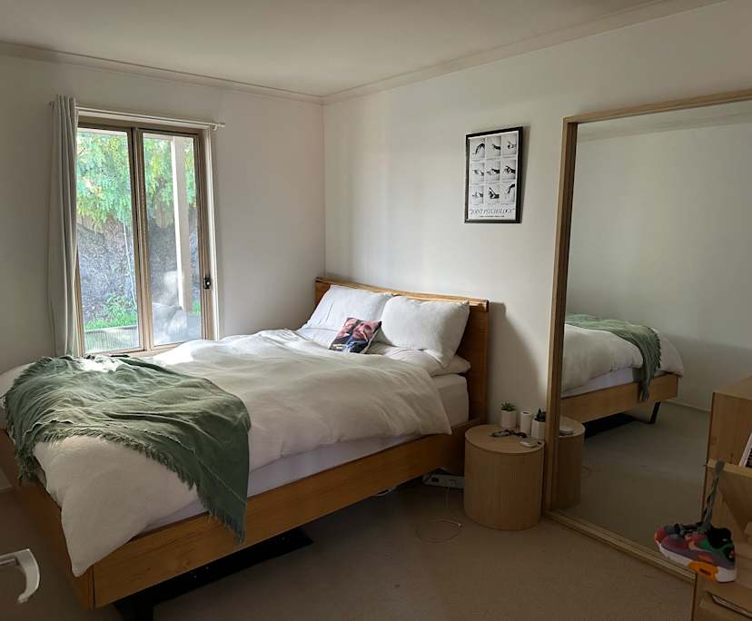 Unfurnished room in a share house