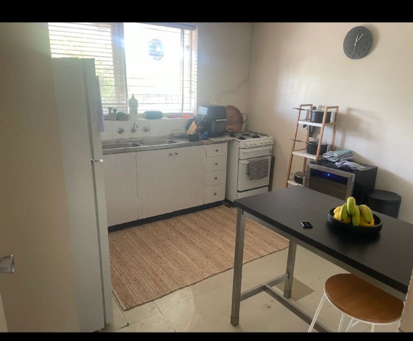 Furnished room in a flatshare