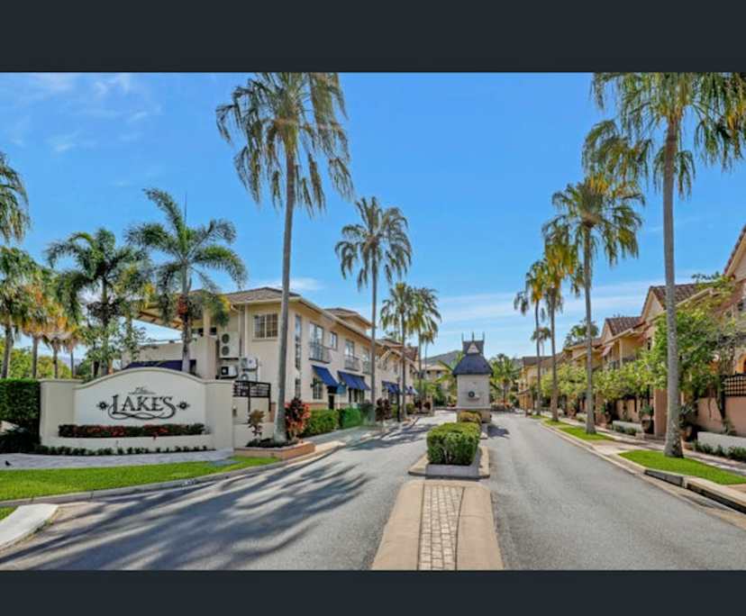 $260, Flatshare, 2 bathrooms, Cairns North QLD 4870