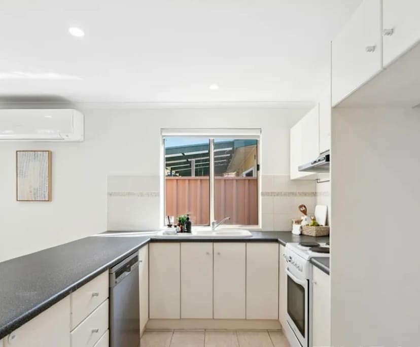 Unfurnished room in a share house