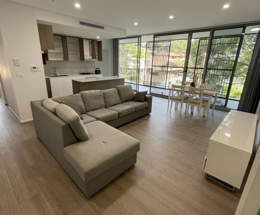 Furnished room in a flatshare