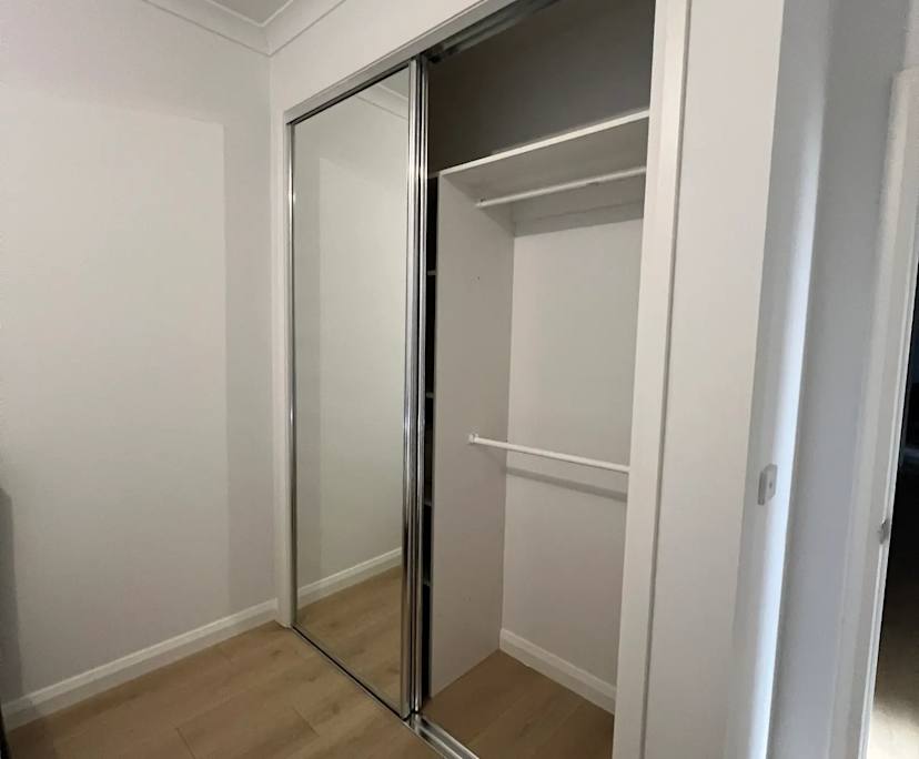 $250, Share-house, 3 bathrooms, Roxburgh Park VIC 3064