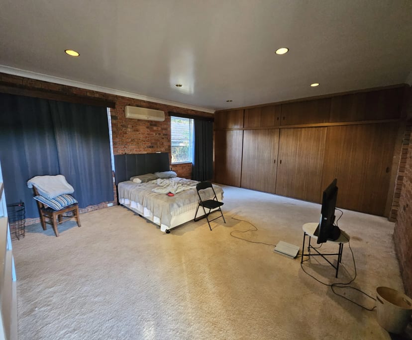 Furnished room studio flat for rent