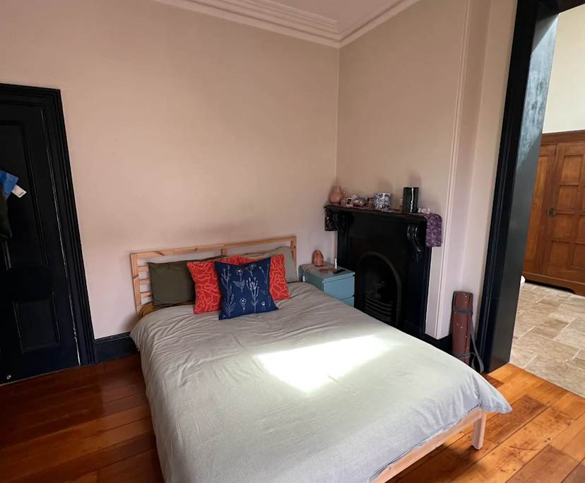 Room with ensuite in a share house