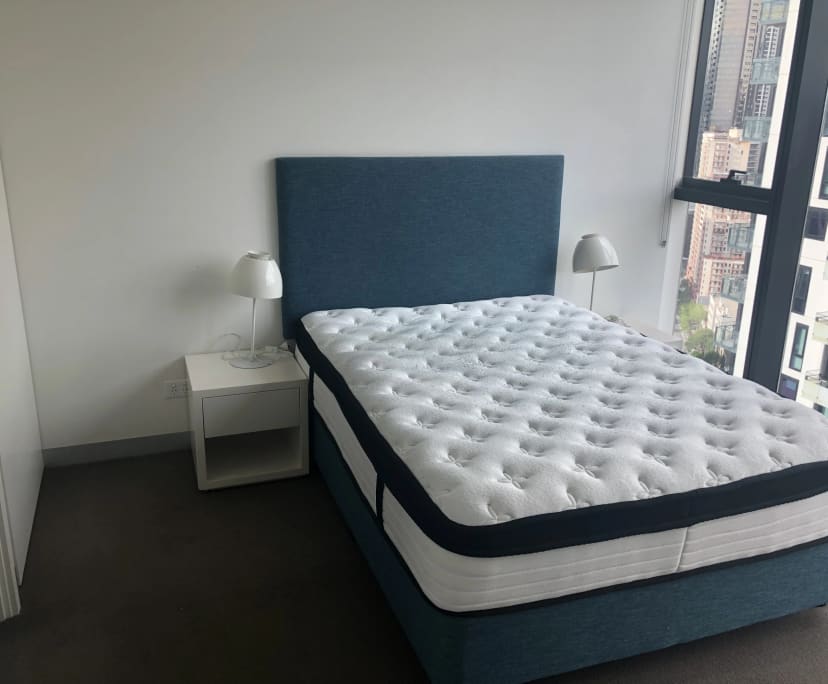 Furnished room with ensuite in a flatshare