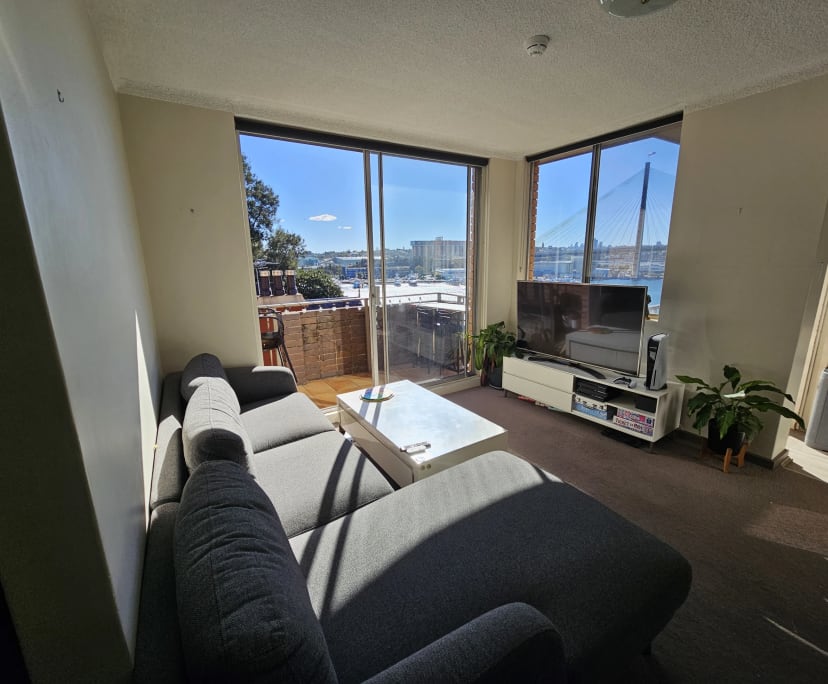 Unfurnished room in a flatshare