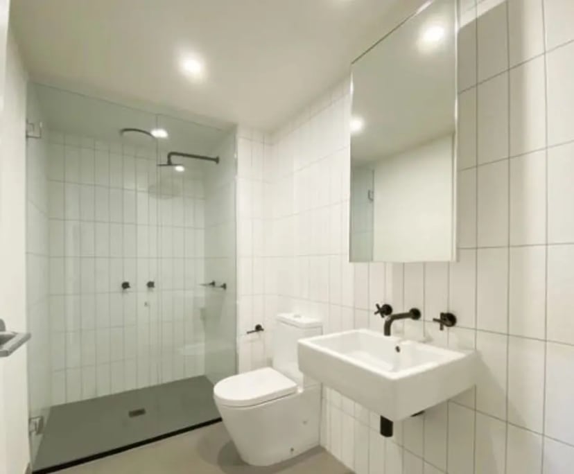 Furnished room with own bathroom