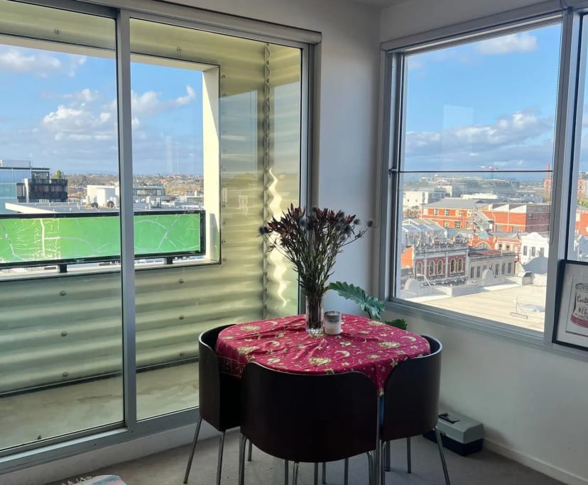 Room for Rent in Fitzroy, Melbourne 300, Flexible...
