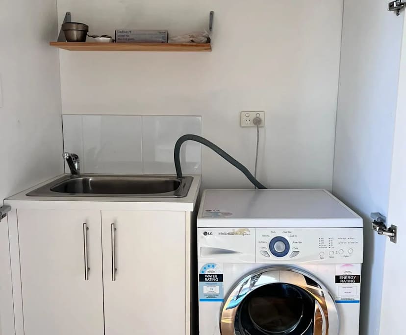 $272, Share-house, 2 bathrooms, West Footscray VIC 3012