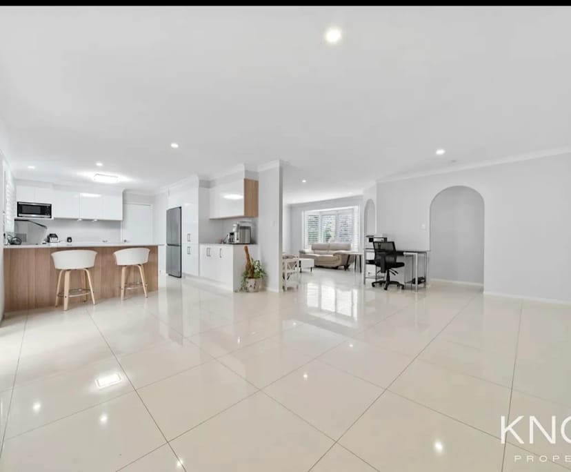 Unfurnished room in a share house