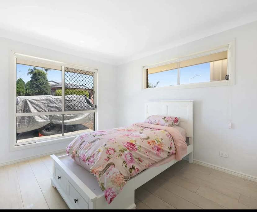 Unfurnished room in a share house