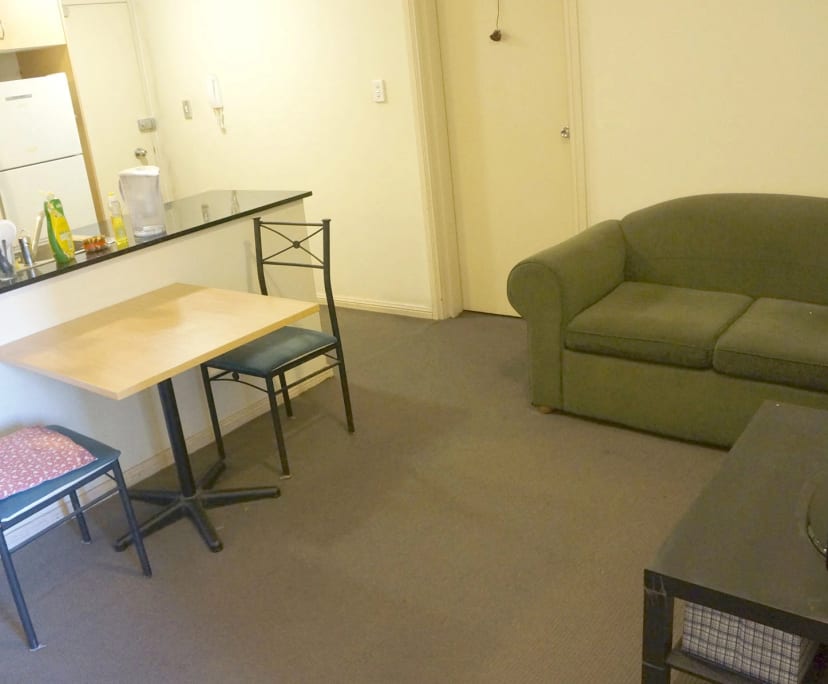 $320, Flatshare, 3 bathrooms, Chippendale NSW 2008