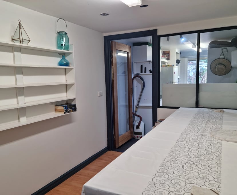 $300, Share-house, 4 bathrooms, Alexander Heights WA 6064