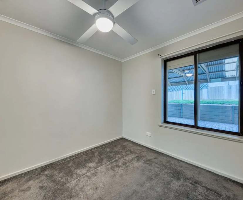 Room in a share house