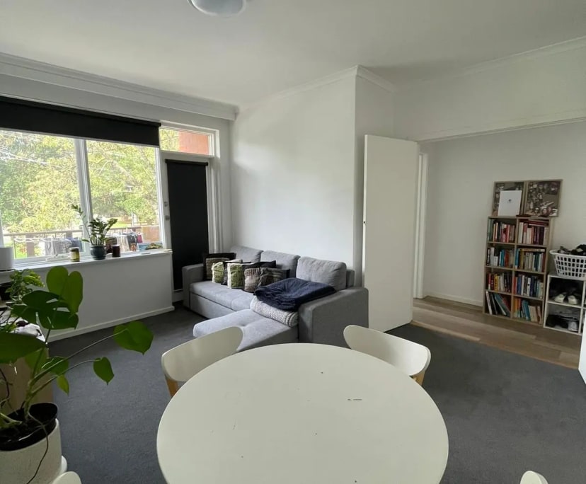 $300, Flatshare, 2 bathrooms, Balaclava VIC 3183