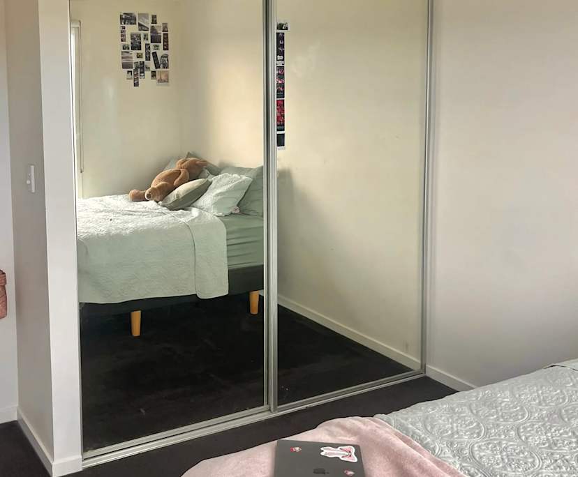 $280, Share-house, 3 bathrooms, Hope Island QLD 4212