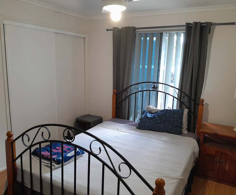 $350, Share-house, 4 bathrooms, Parkwood QLD 4214