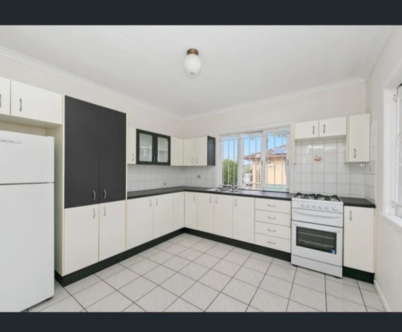$180, Flatshare, 2 bathrooms, East Brisbane QLD 4169