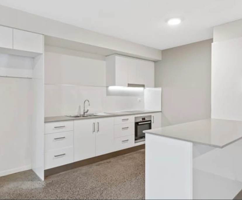 Unfurnished room with own bathroom