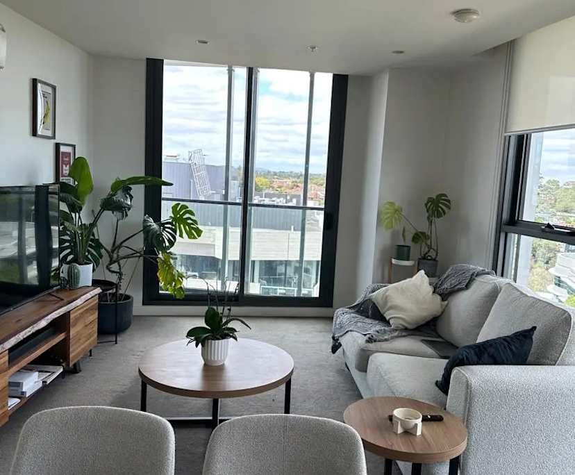 Unfurnished room in a flatshare