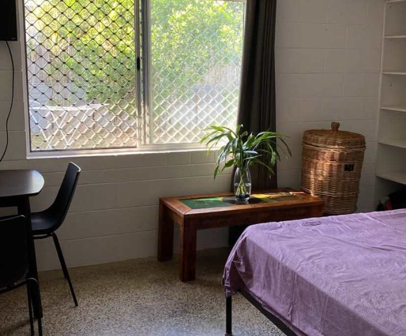 Room in a share house