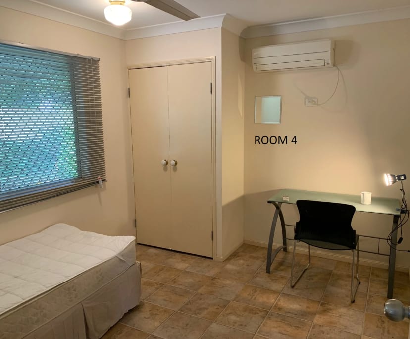 $220, Share-house, 2 rooms, Douglas QLD 4814, Douglas QLD 4814