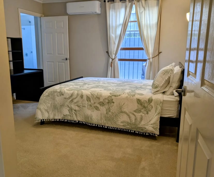 Furnished room with own bathroom