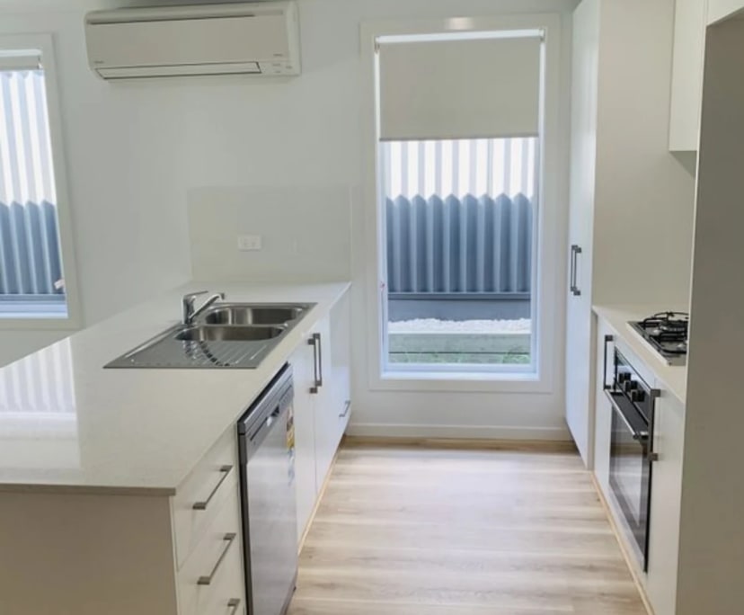 Unfurnished room in a share house