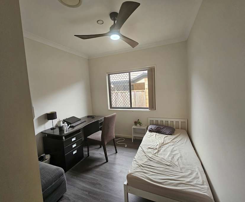 $250, Share-house, 3 bathrooms, North Lakes QLD 4509