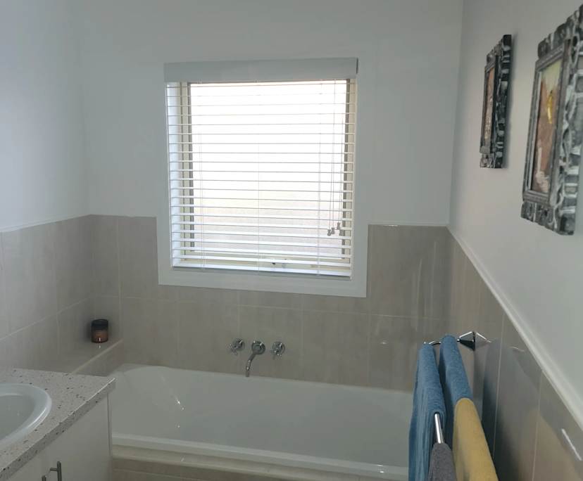 $300, Share-house, 3 bathrooms, Heidelberg Heights VIC 3081