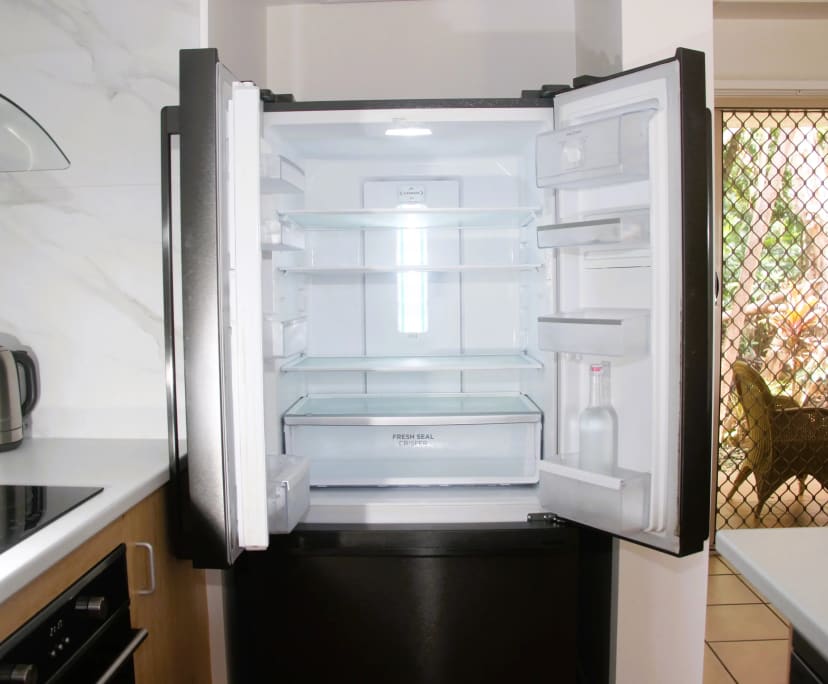 $550, 1-bed, 1 bathroom, Trinity Beach QLD 4879