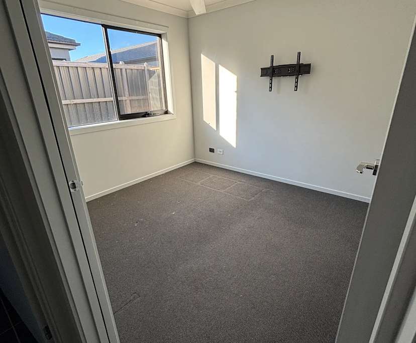 $200, Share-house, 3 bathrooms, Clyde VIC 3978