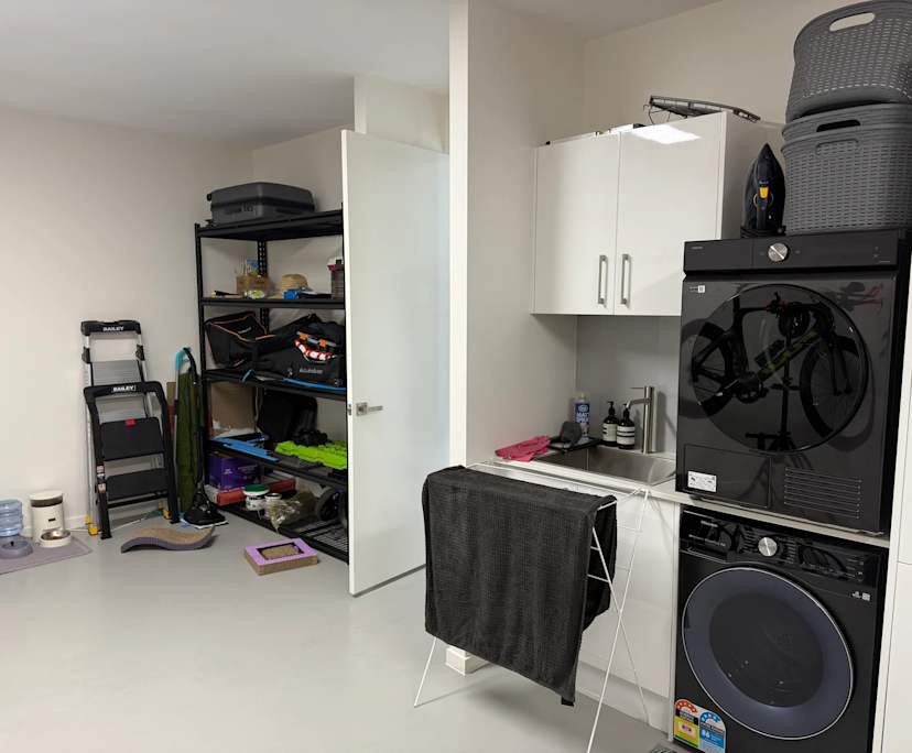 $400, Share-house, 3 bathrooms, Urangan QLD 4655