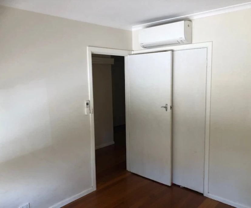 Unfurnished room in a flatshare