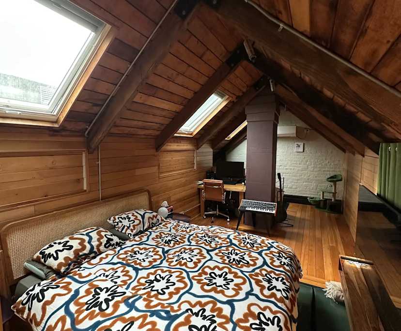 Unfurnished room with ensuite in a share house