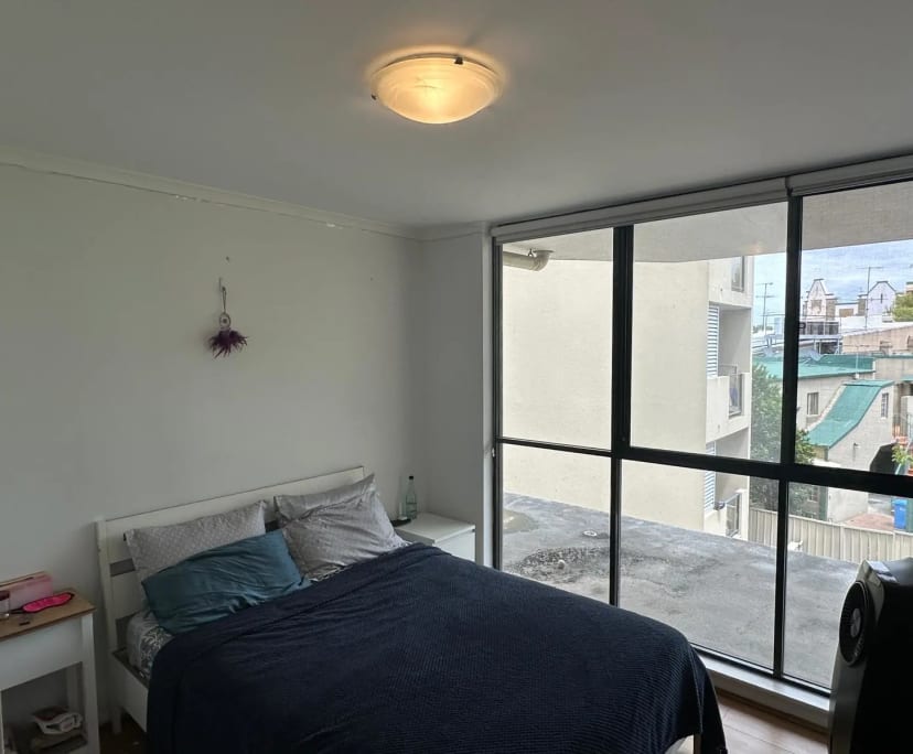 Furnished room in a flatshare